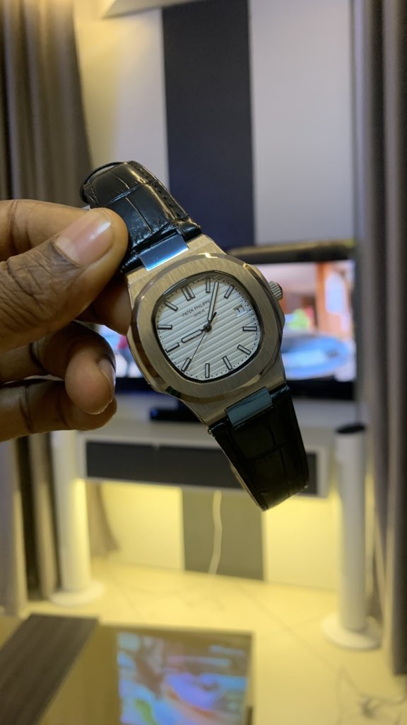 _MalSAS's tweet photo. ⌚️⚙️™️

NGN 165,000 https://t.co/FLaY8KWniA