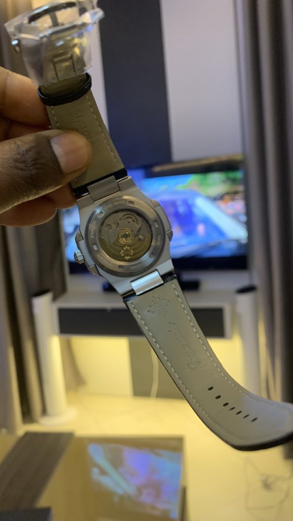 _MalSAS's tweet photo. ⌚️⚙️™️

NGN 165,000 https://t.co/FLaY8KWniA