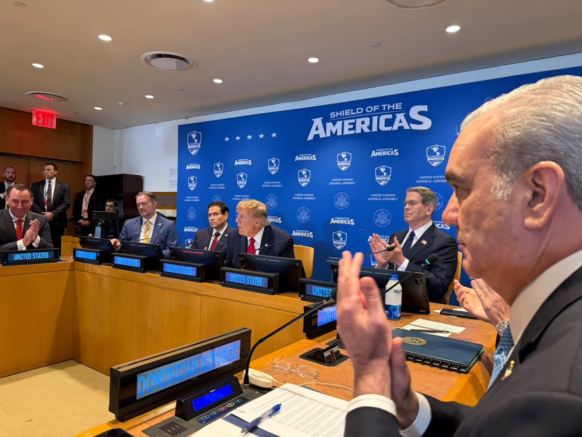 enmanuelrm's tweet photo. Presidente @luisabinader 🇩🇴participa en encuentro de la iniciativa Escudo de las Américas encabezado por el presidente de EE. UU., Donald Trump🇺🇸 https://t.co/luuvSkd7oD