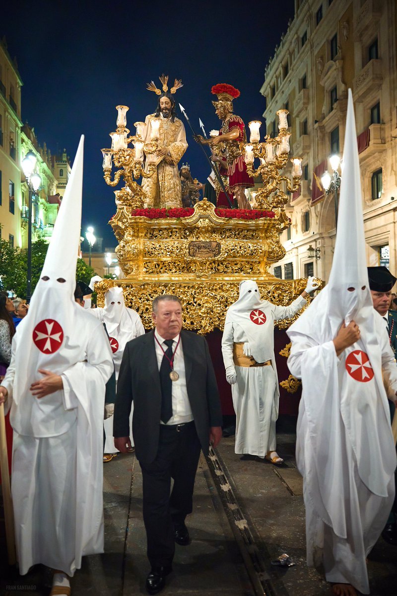 JuniorCDB99's tweet photo. La verdad solo tiene un camino. Ese camino te lo pone Dios. https://t.co/ik0Add278k