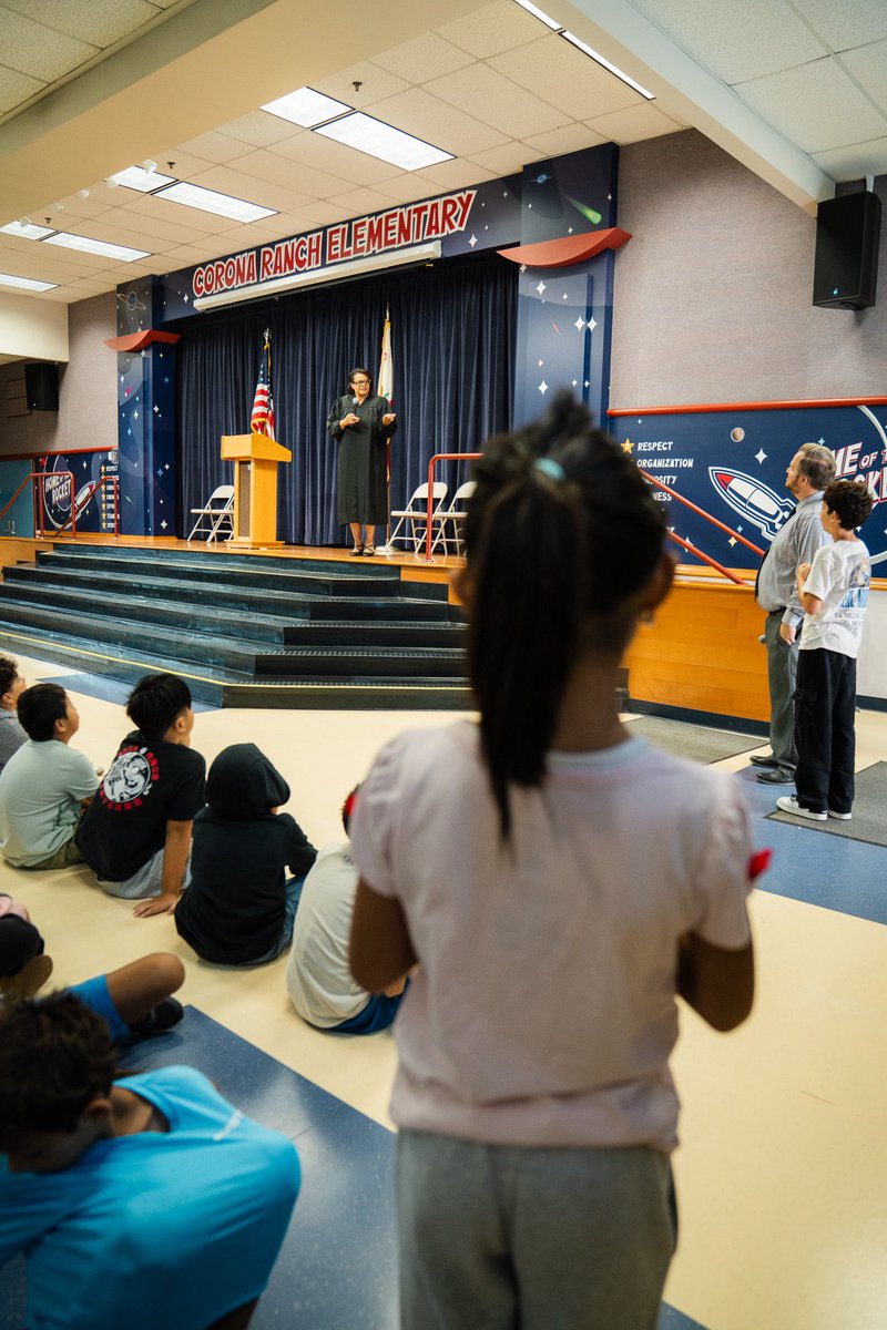 RivSupCourt's tweet photo. Last week, Presiding Judge Jacqueline C. Jackson visited Corona Ranch Elementary to present a 2026 Civic Learning Award Honorable Mention! ⚖️

The award recognizes the school’s commitment to civic education and engagement.

Congratulations to the students, educators &amp; staff! 🎉 https://t.co/zQ2ck5EKj9
