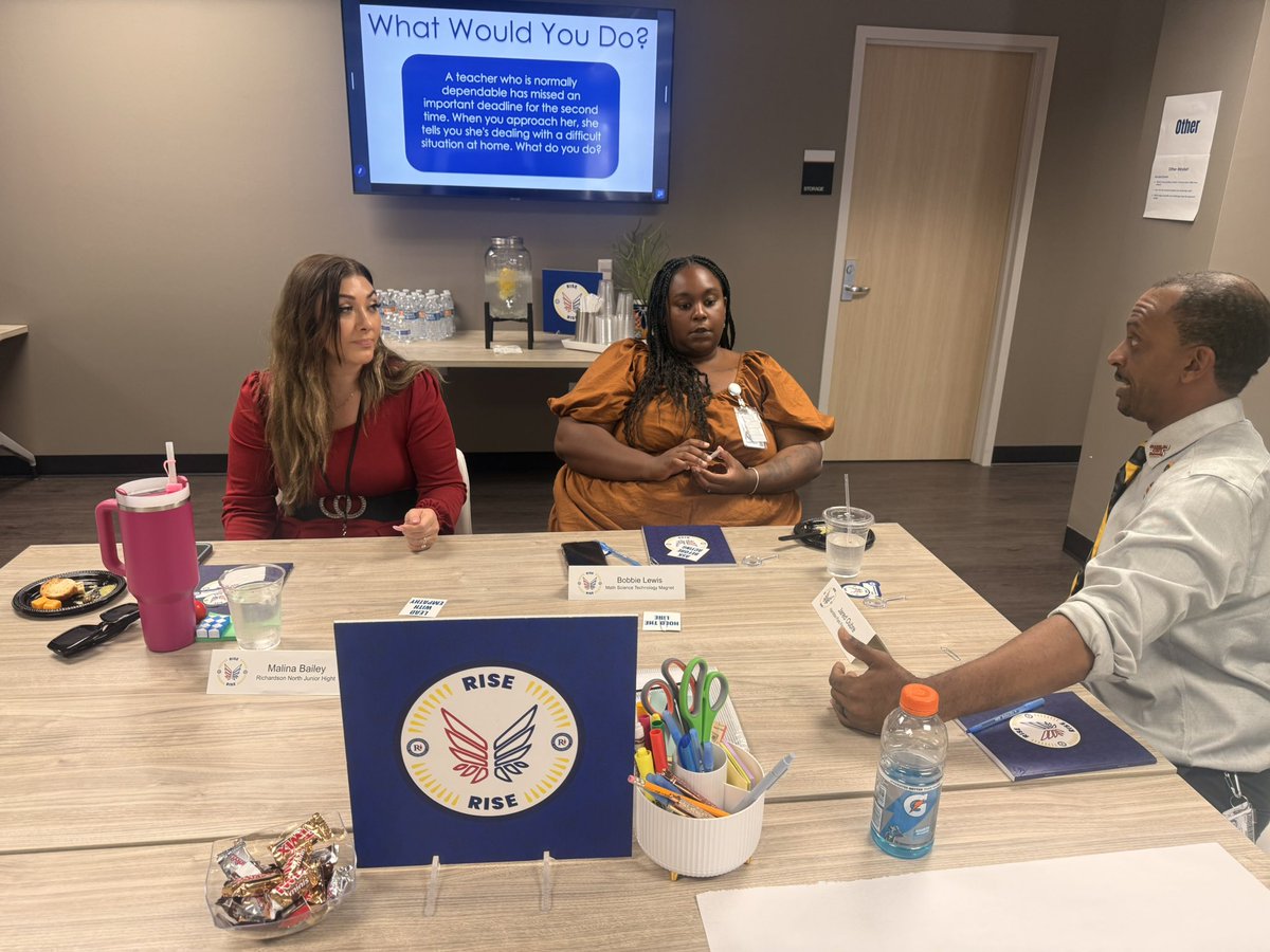 BallastShawna's tweet photo. RISE! Leadership Development with some great RISD Assistant Principals! 
#RisdDreamOn #RisdLeadandLearn https://t.co/Wg4AUhzfUK