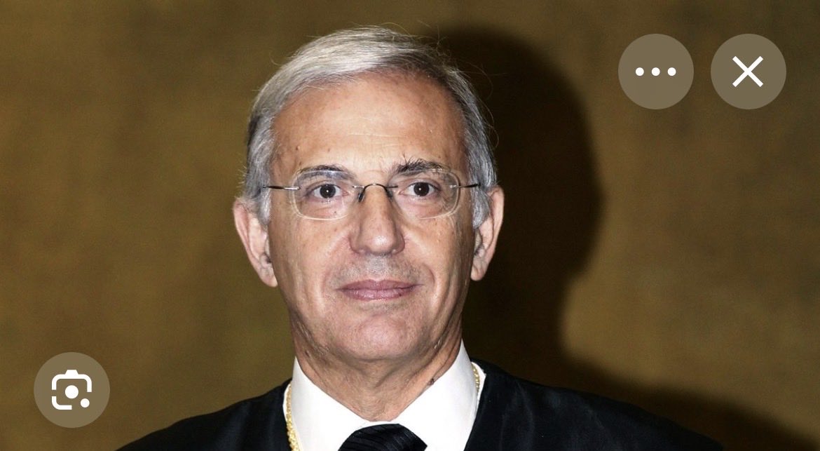 ErnestoEkaizer's tweet photo. #Nietos El Gobierno rebate las cifras del Supremo: los 'nietos' nacionalizados son 168.896, menos de la mitad de lo asumido por el juez Narváez que dio por válidas las cifras de Iustitia Europa y Vox, de que el censo exterior había sufrido un incremento de 408.262 des-de 2023. https://t.co/gPOvINk5Wb