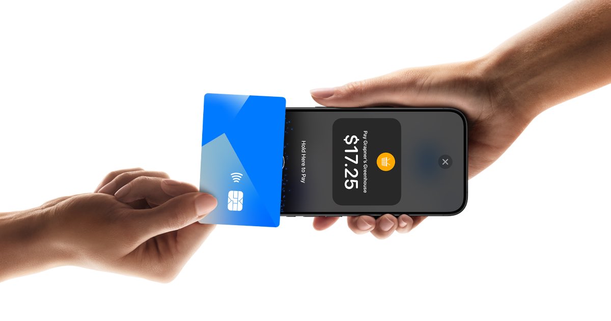 midasaquiles's tweet photo. 🍎🇩🇴 ¡Apple lleva Tap to Pay al iPhone en República Dominicana! 📲💳

Los comercios podrán aceptar pagos sin contacto directamente desde un iPhone, sin necesidad de un datáfono tradicional.

🚀 Una nueva forma de cobrar que podría transformar los pagos digitales en RD.

¿Te gustaría pagar o cobrar de esta manera? 👀🇩🇴

🇩🇴 ¿Te imaginas pagar en cualquier negocio con solo acercar tu tarjeta al iPhone del vendedor? 👀

🍎 Apple apuesta por transformar la forma de cobrar en Latinoamérica.

🔗 Más detalles: https://t.co/vcXcBAbKfO⁠

¿Usarías Tap to Pay en tu negocio en RD? 💳📲
