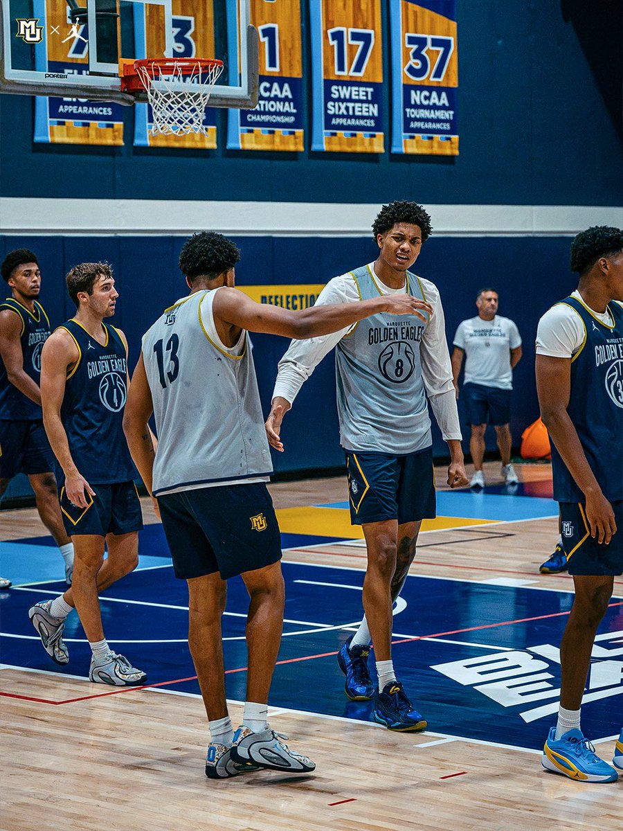 MarquetteMBB's tweet photo. Bringing the 𝙀𝙉𝙀𝙍𝙂𝙔🔋

#MUBB | #WeAreMarquette https://t.co/4kr6dLRcLs