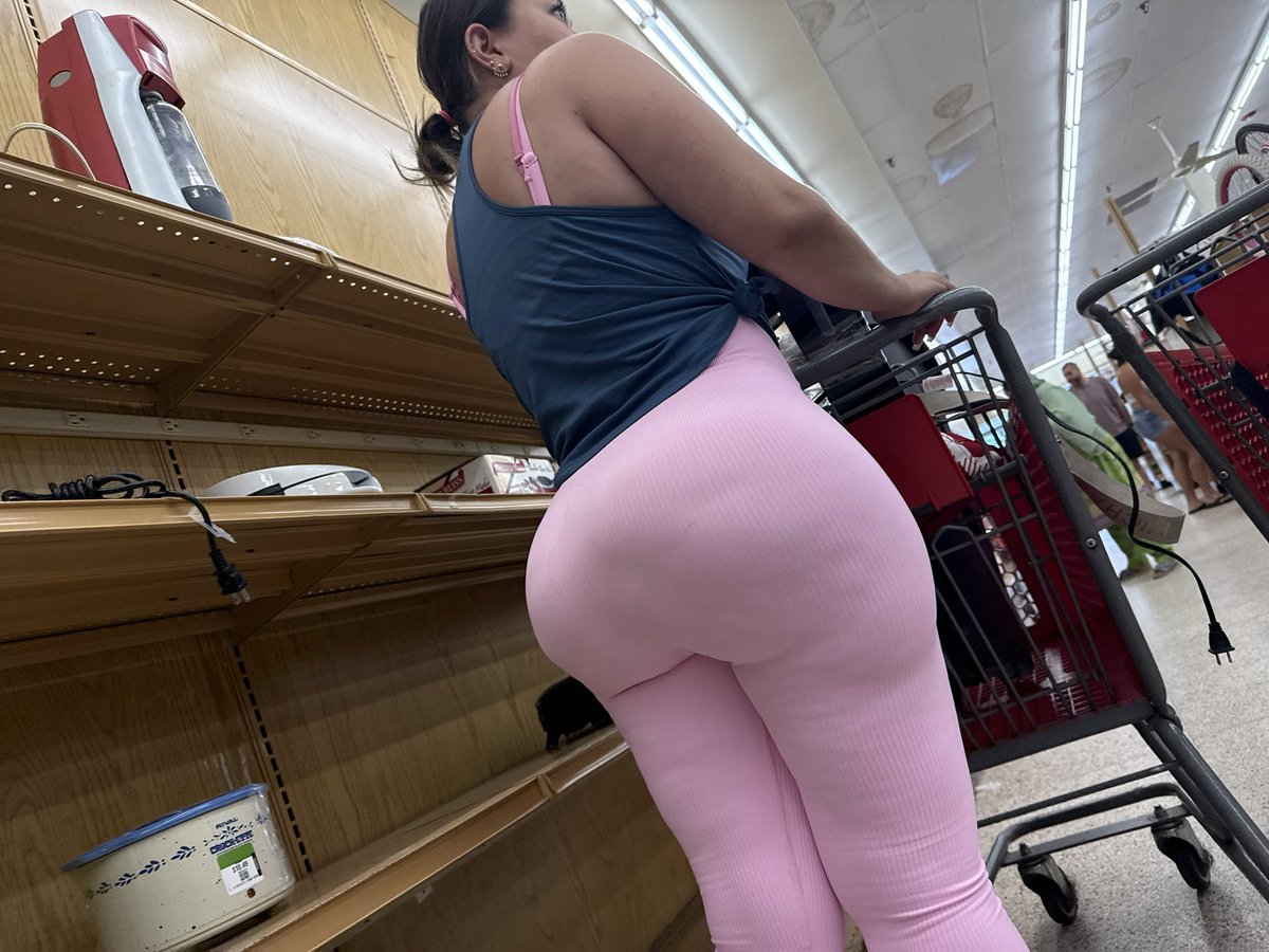 Antsworld47's tweet photo. #candidass #goon https://t.co/abIr6MZP7L