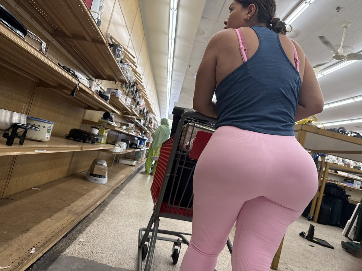 Antsworld47's tweet photo. #candidass #goon https://t.co/abIr6MZP7L
