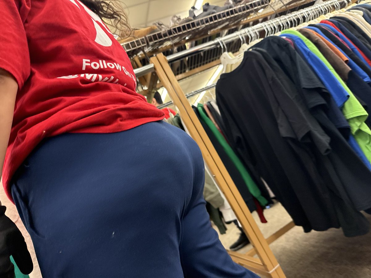 Antsworld47's tweet photo. #candidass #goon https://t.co/uhQKh99wrA