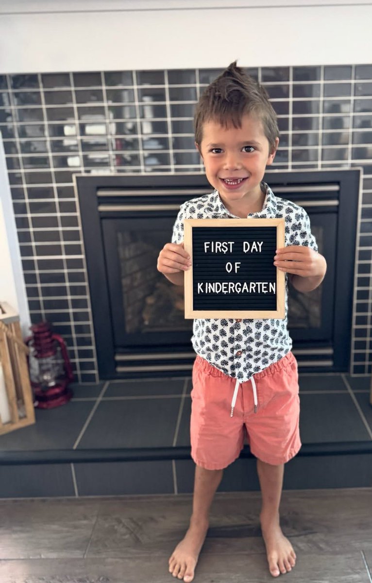 Sandramile2020's tweet photo. @AndresLizarazoQ Yeah for sure! The kiddos already started school this month. We'll be waiting for ya!":-)))) https://t.co/9nkrUsYMjm
