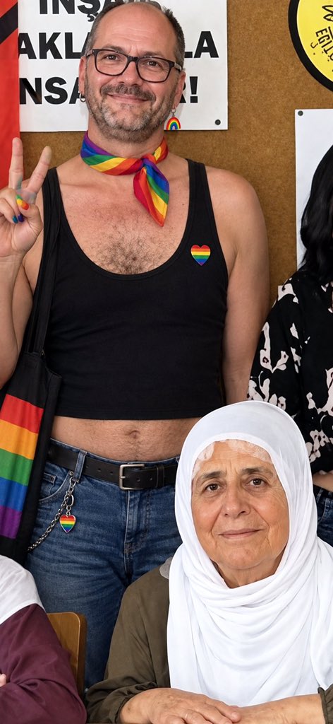 OFGrsn21's tweet photo. Bu tablonun meydana gelmesine vesile olanların Allah bin belasını versin. https://t.co/4VGx9T5Nr5