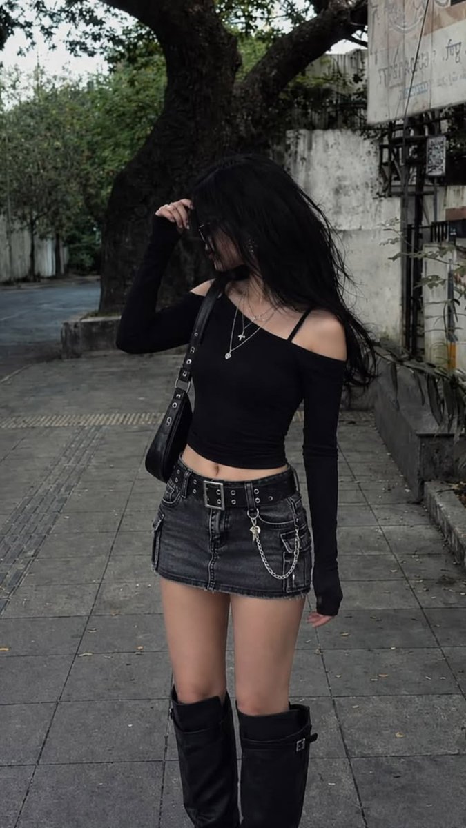 wnhknxtdr's tweet photo. how pinterest sees me ?

style
colour
character
atmosphere https://t.co/RJDKVR9D3i