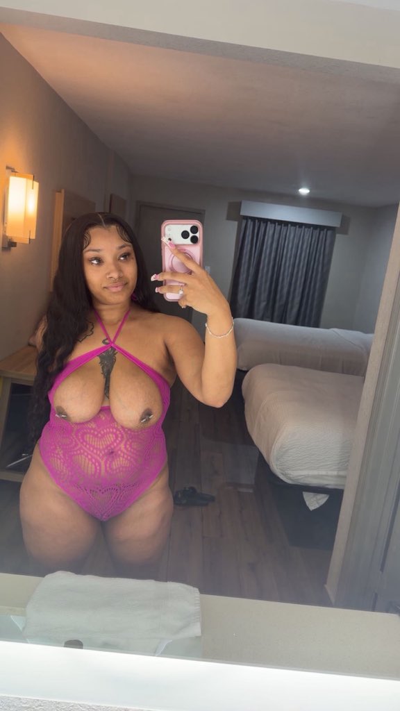 MsAll_4U's tweet photo. @MissBNasty @jimmydeannxxxl https://t.co/rpPDQfZRWP https://t.co/uTpwDEufb3