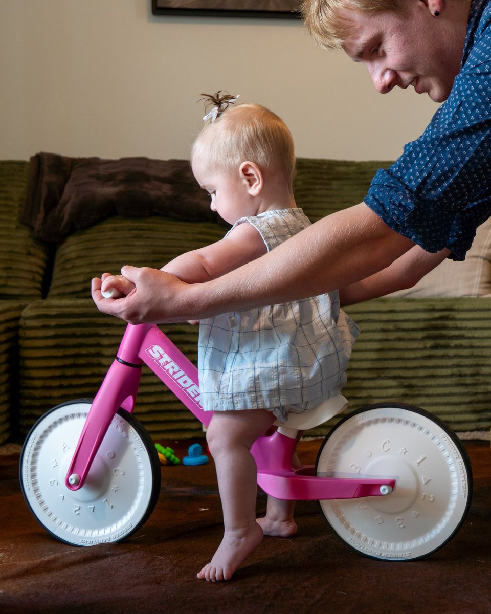 StriderBikes's tweet photo. Meet the Strider Baby Balance Bike! Their first bike will take them from tummy time to toddling, supporting the development of coordination and motor skills. This super fun indoor toy provides sensory fun in the nursery and brings them all the way to their first steps on two feet, supporting tactile exploration and strengthening their growing body. https://t.co/z15a0rGArN
