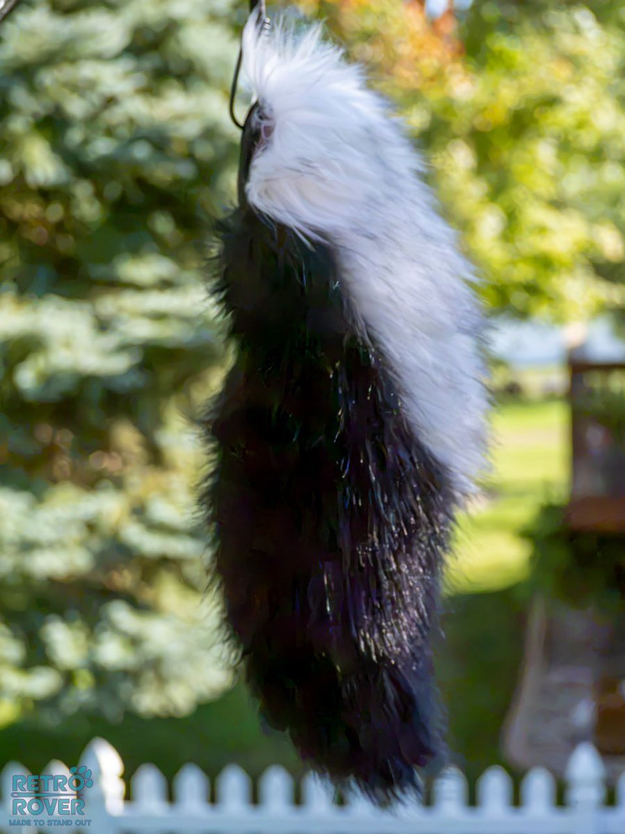 RETR0R0VER's tweet photo. HONEY BADGER PARTIAL

Includes head, tail, and paws (custom for buyer, freakhound skunk pattern)

Sized for a 21-23.5" head! Slim fully lined neck with pocket. 

**Can be edited to match a honey badger character!! ** https://t.co/29VB5KOpHZ
