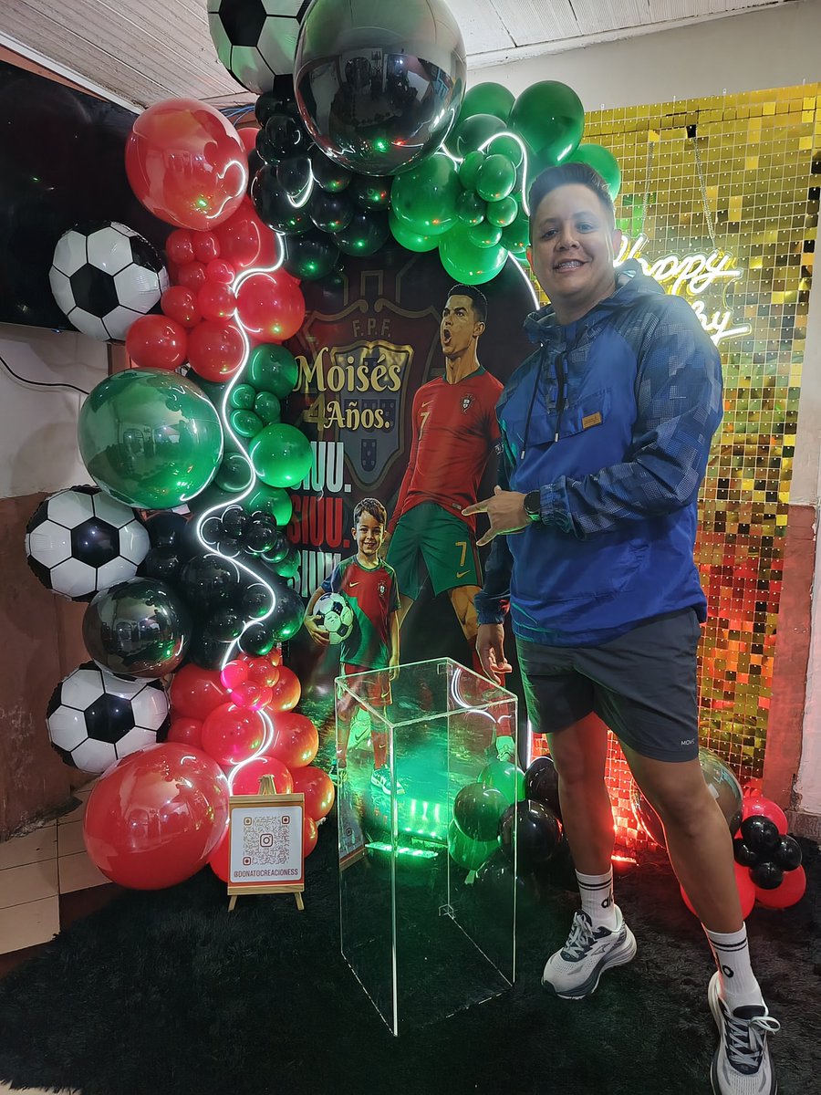 ManuelF211's tweet photo. Decoración realizada por mi 😎🔥 https://t.co/ra6hulAi7y