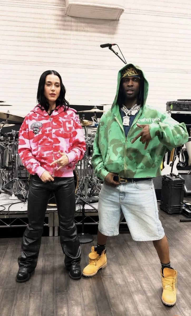 HardestFitPics's tweet photo. Chief Keef x Katy Perry (2026) https://t.co/I3MK3QsWQp