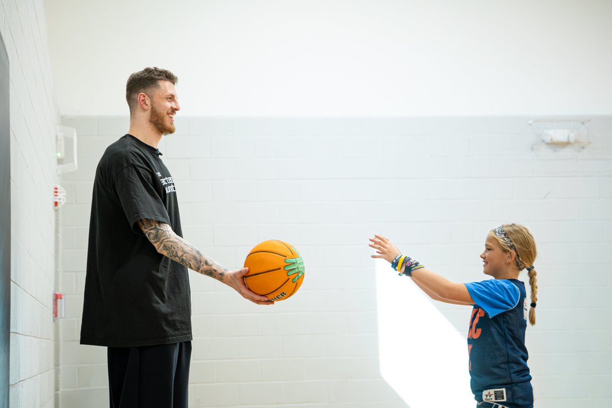okcthunder's tweet photo. https://t.co/JP8fyZdiQq
