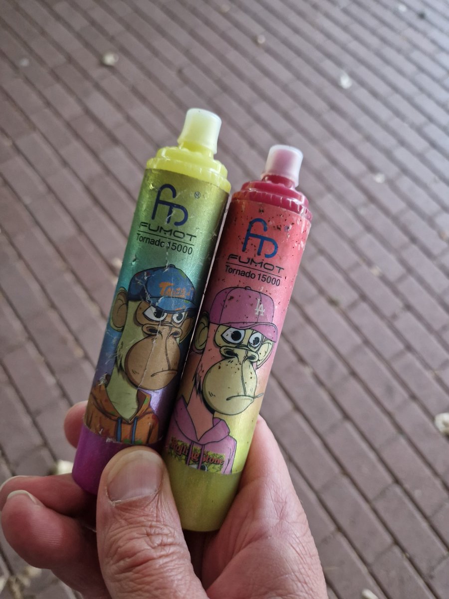 EBS023's tweet photo. Opgepikt onderweg...
Vroeger was misschien niet alles beter, maar toch zeker wel een heleboel.
#Supportervanschoon #TrashWalking #zwerfie #Poortugaal #Albrandswaard https://t.co/dgPdiEyJ90