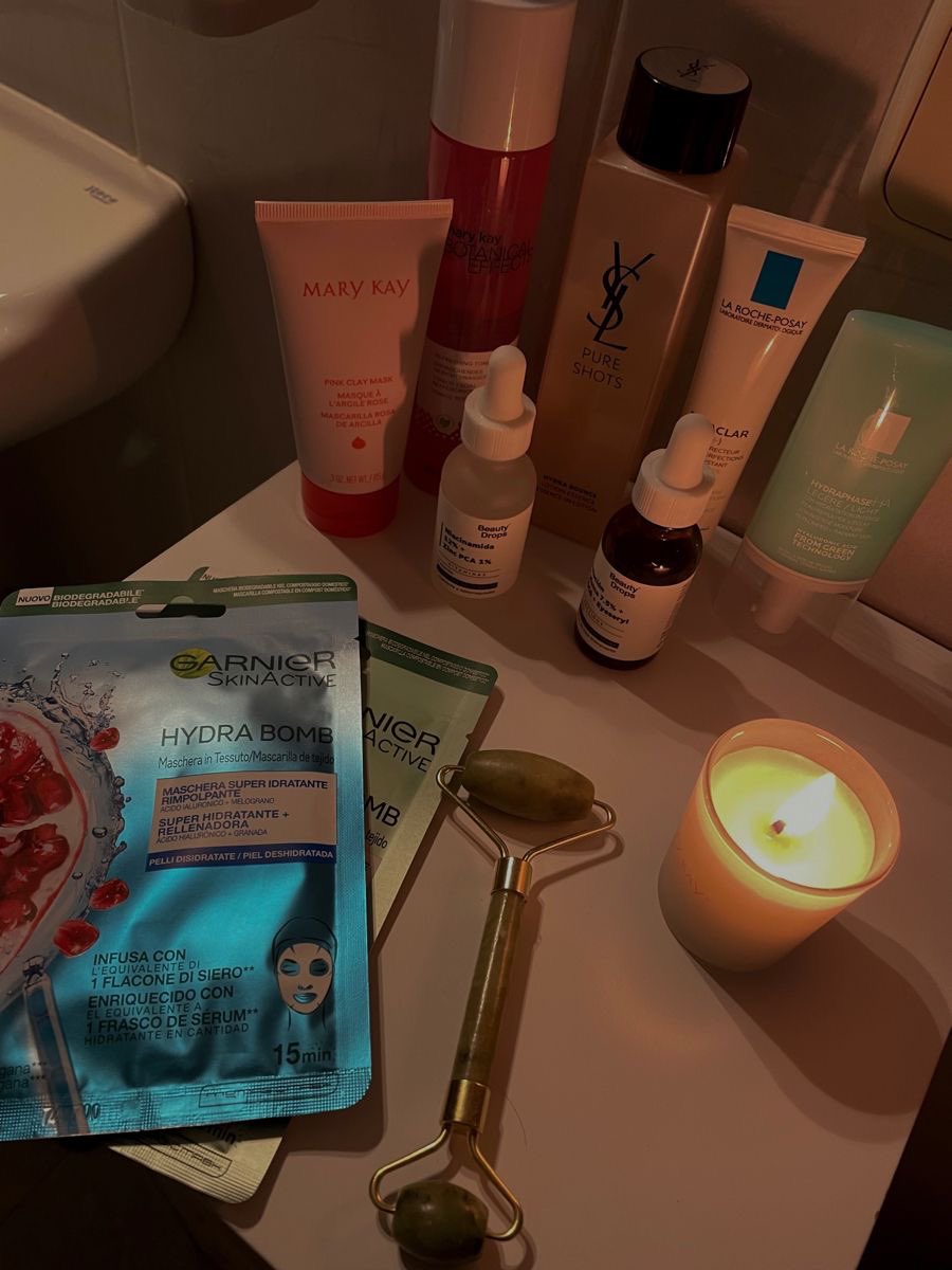 AnaVespello's tweet photo. fazendo skin care com a bestie 💗♥️ https://t.co/Y0kduuvuIm