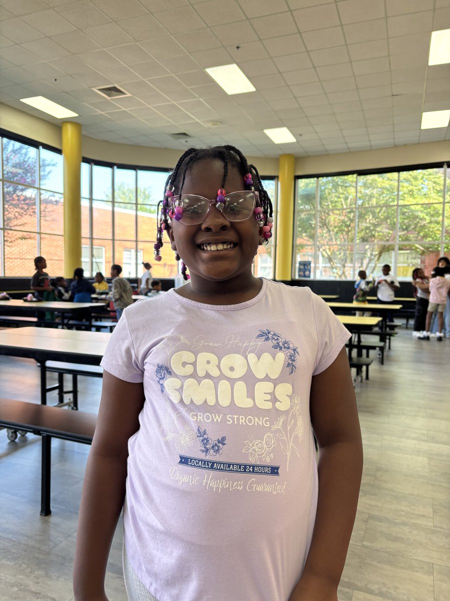 BrownsMillES's tweet photo. 📚🐝 We celebrated Georgia Reads Day at Browns Mill Elementary by wearing shirts we could READ! 👕📖 Our Yellow Jackets showed that reading is everywhere—even on our clothes! 💛🖤 What a fun way to celebrate our love of literacy! #GeorgiaReadsDay #BMES #ReadersAreLeaders https://t.co/XUOzhOU7Mb
