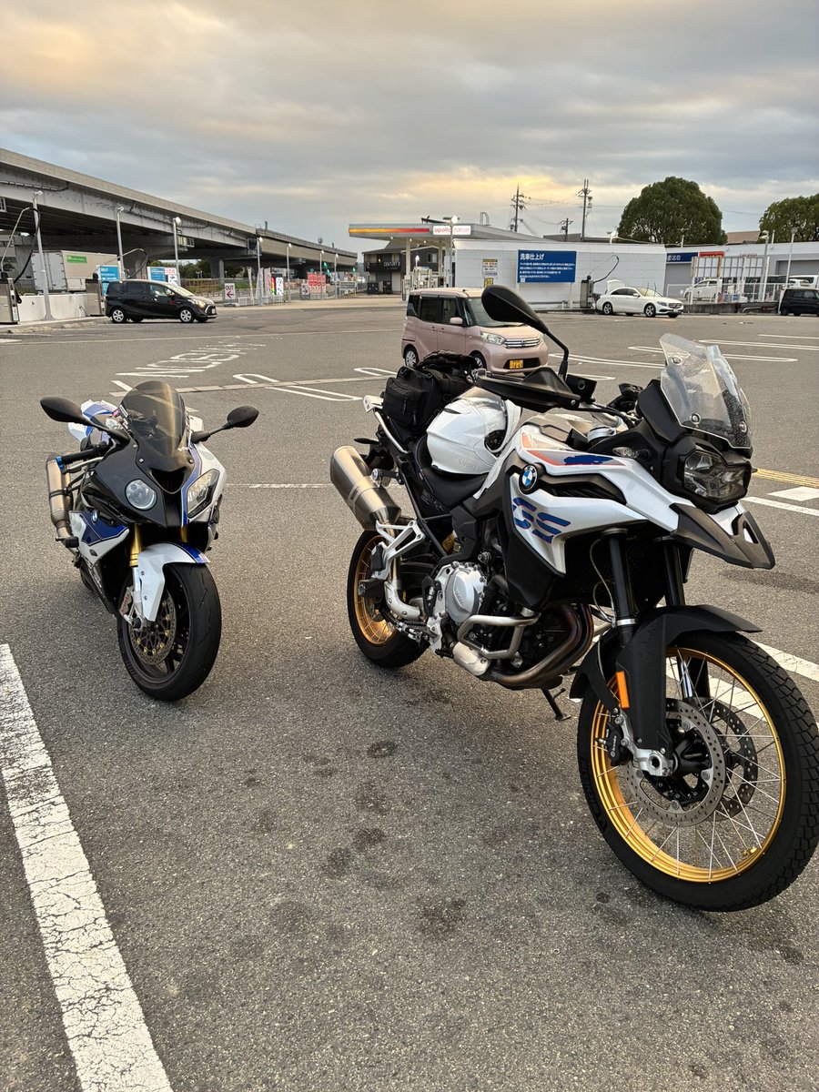 meyume8's tweet photo. これから龍神スカイラインに行く https://t.co/VhmSCzDWZL