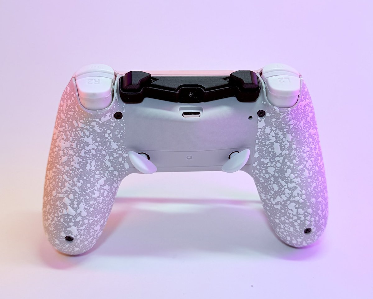 ZeroControllers tweet picture