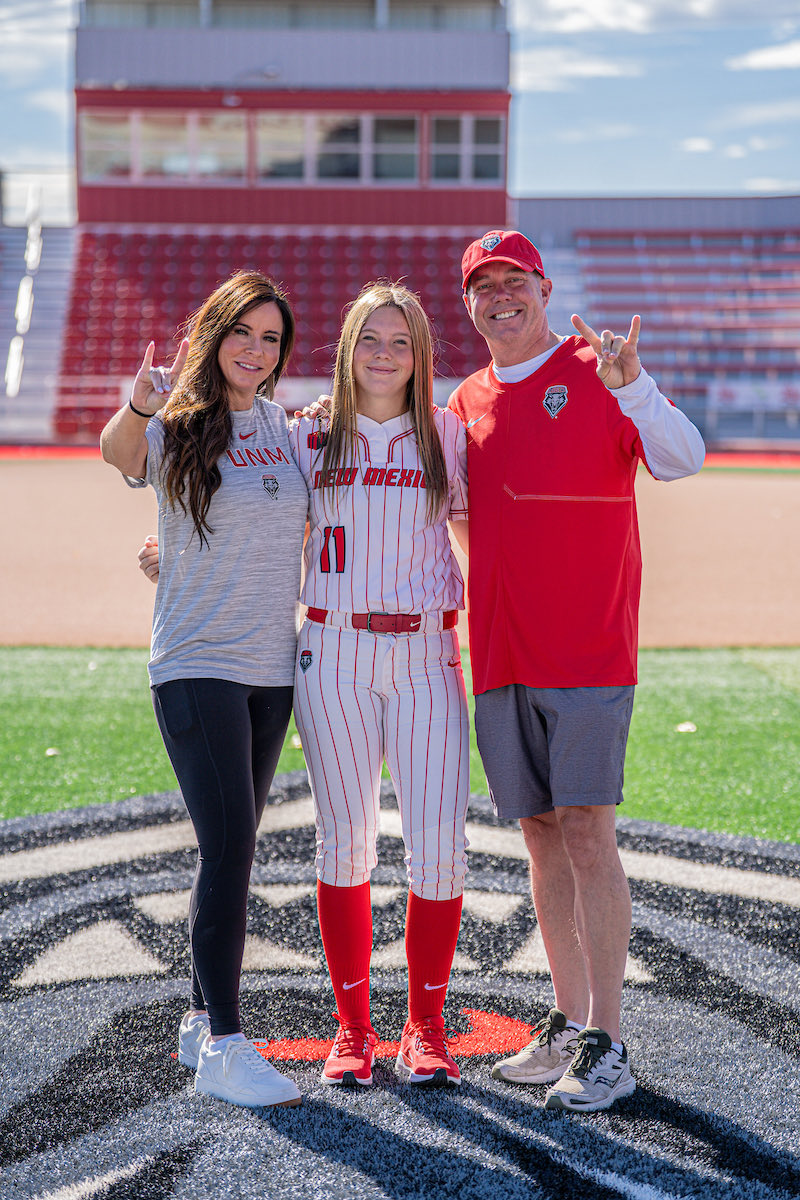 MeredithHambric's tweet photo. I am so beyond grateful to announce my commitment to the university of New Mexico! 

Thank you to all my Glory teammates and a big thank you to all the coaches that have helped me get here thank you coach Cedric, coach Kevin, coach Todd, coach Jimmy, coach Keith, coach Vic, coach Eric and coach Budd.

Thank you Coach Allison and coach Brooke for all the help with my pitching and helping me improve throughout the years.

Thank you to my Byron Nelson coaches coach Hadnot, coach Copeland, coach West and Coach B for all the support during my high school career.

The biggest thank you to my family for always being there to support me all these years and loving me unconditionally.

Thank you to the entire coaching staff at New Mexico I appreciate all the confidence you have in me.
Go Lobos!! 🐺❤️