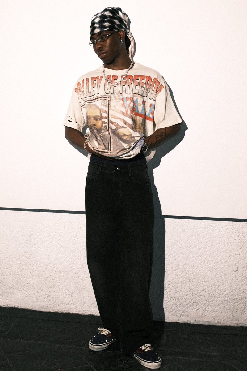 AlbumTalksHQ's tweet photo. 🚨 FOLA has now earned over 1 BILLION streams across all credits on Spotify 🔥👏🏽 https://t.co/fySiFNLqKy