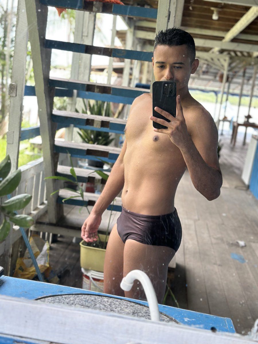 fellpsneth's tweet photo. Cumbuzin 🌴😎 https://t.co/IOXlBMylaR