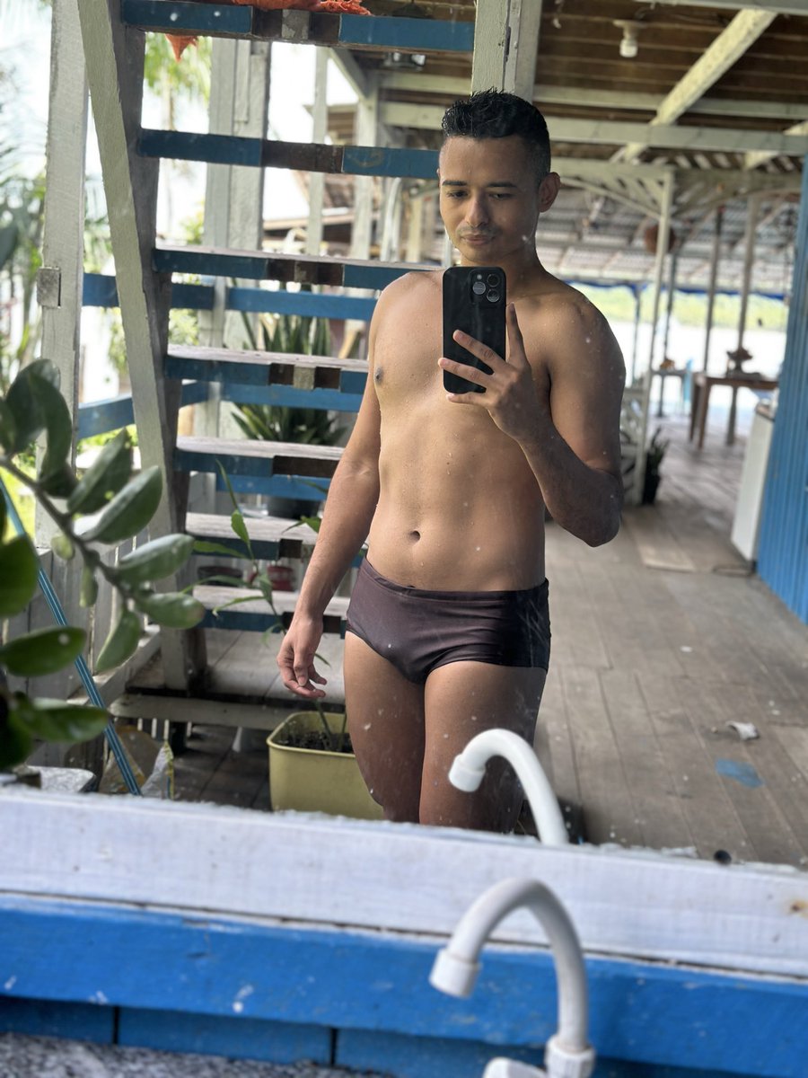 fellpsneth's tweet photo. Cumbuzin 🌴😎 https://t.co/IOXlBMylaR