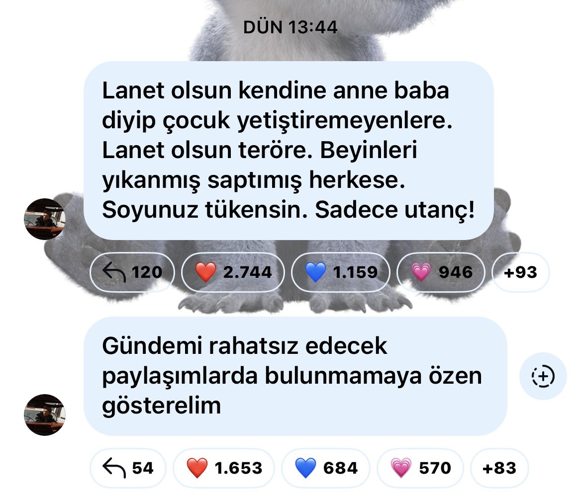 vomitingword's tweet photo. her olayda tepkisini gösteriyor idol dediğin böyle olur onu seviyorum https://t.co/0qCEefwztN