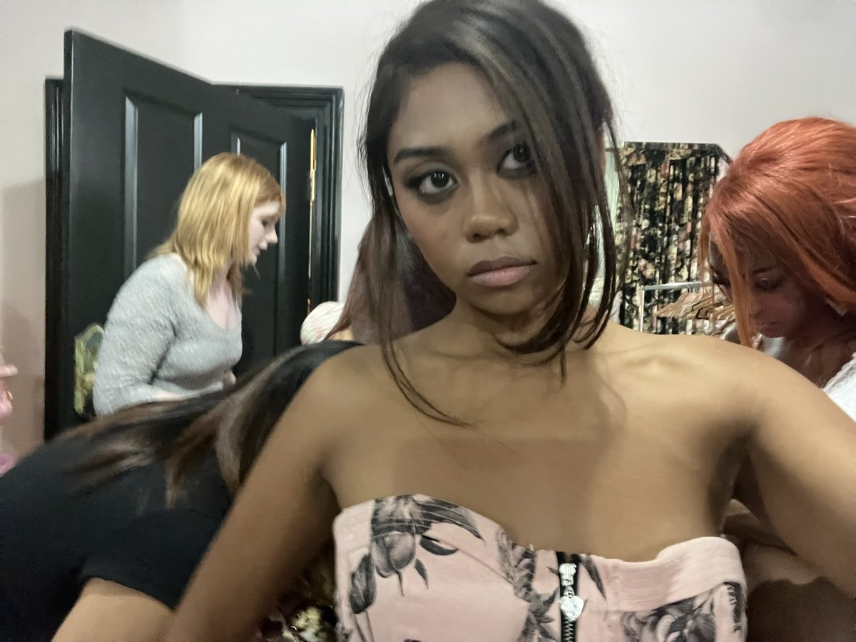 ysabelleangeli's tweet photo. 😐 https://t.co/ZiZqaibS7o
