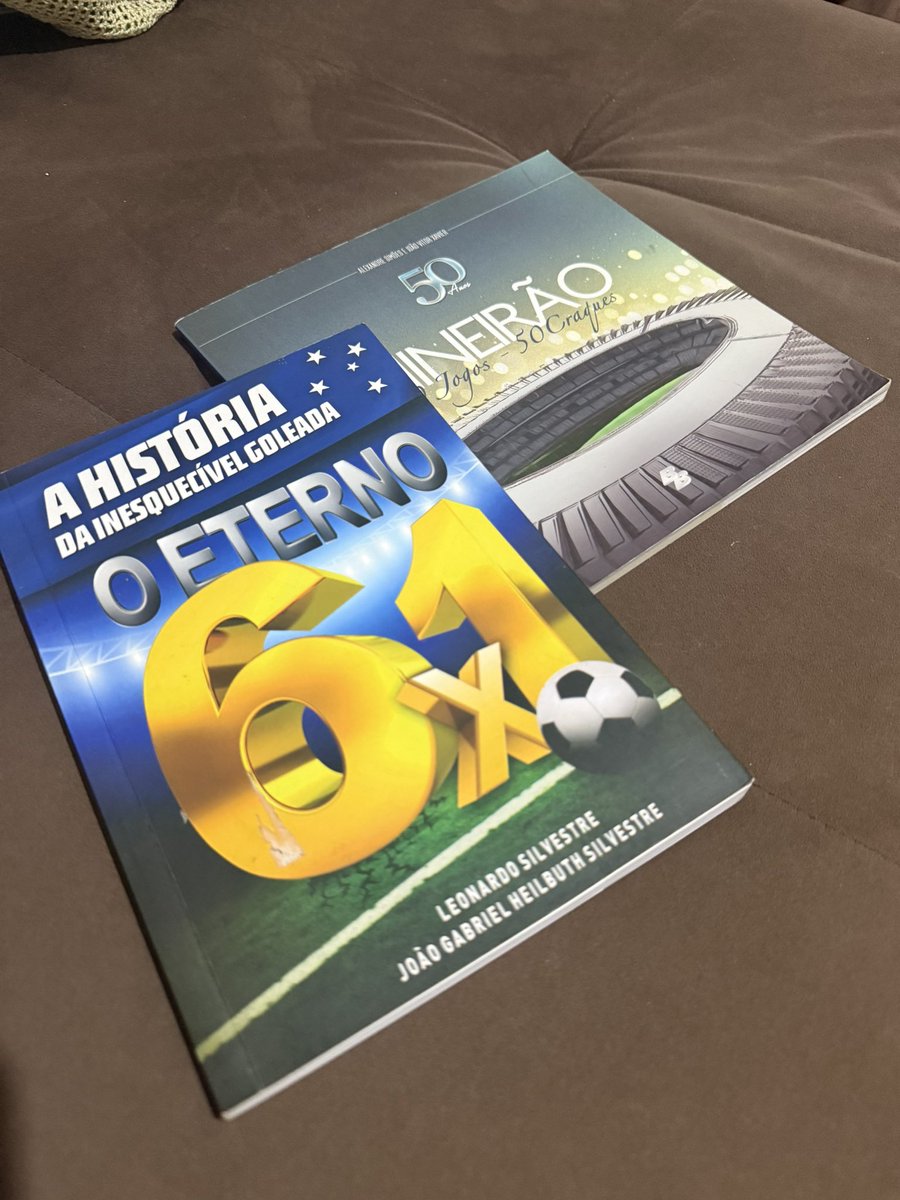 henriquesalmaso's tweet photo. já que o assunto do dia é o @cruleitorestw, deixo aqui algumas dicas de leitura 👇🏽 https://t.co/h33lhkLIon