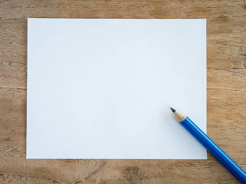 Al81977227's tweet photo. Trying watercolor doodling this weekend! No experience needed, just grab a cheap notebook and some pens—small, fun moments count most for picking up a new hobby. https://t.co/H7O36WmVnR