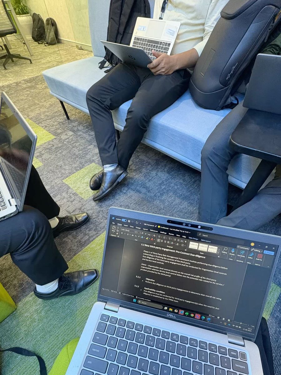 VENO04v's tweet photo. Another day pursuing the goal🚀 https://t.co/gWp0auPoAv