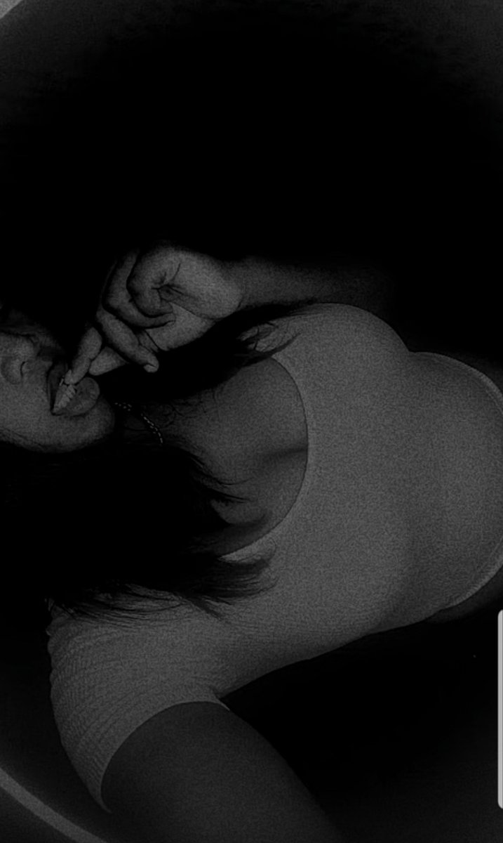 Mercy21210's tweet photo. Good night guys ❤🦋 https://t.co/sdkVTUJclP
