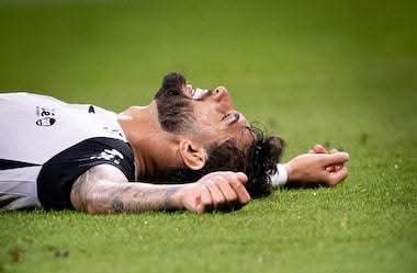 Vessoni's tweet photo. 28 JOGOS = ZERO! 

E CONTANDO...

📊R10 Score

#Corinthians #Brasileirão https://t.co/fsj6kXmNoE