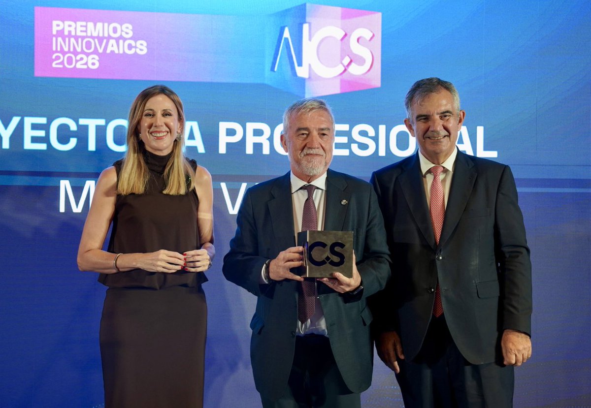 RM_Hacienda's tweet photo. 🏆 Los Premios InnovaICS 2026 reconocen el talento y la innovación que están impulsando la transformación tecnológica.

El Gobierno de Islas Baleares, CaixaBank, ALS Global y Mateo Valero son los premiados de esta edición, celebrada en el marco de AICS 2026.

¡Enhorabuena a todos!