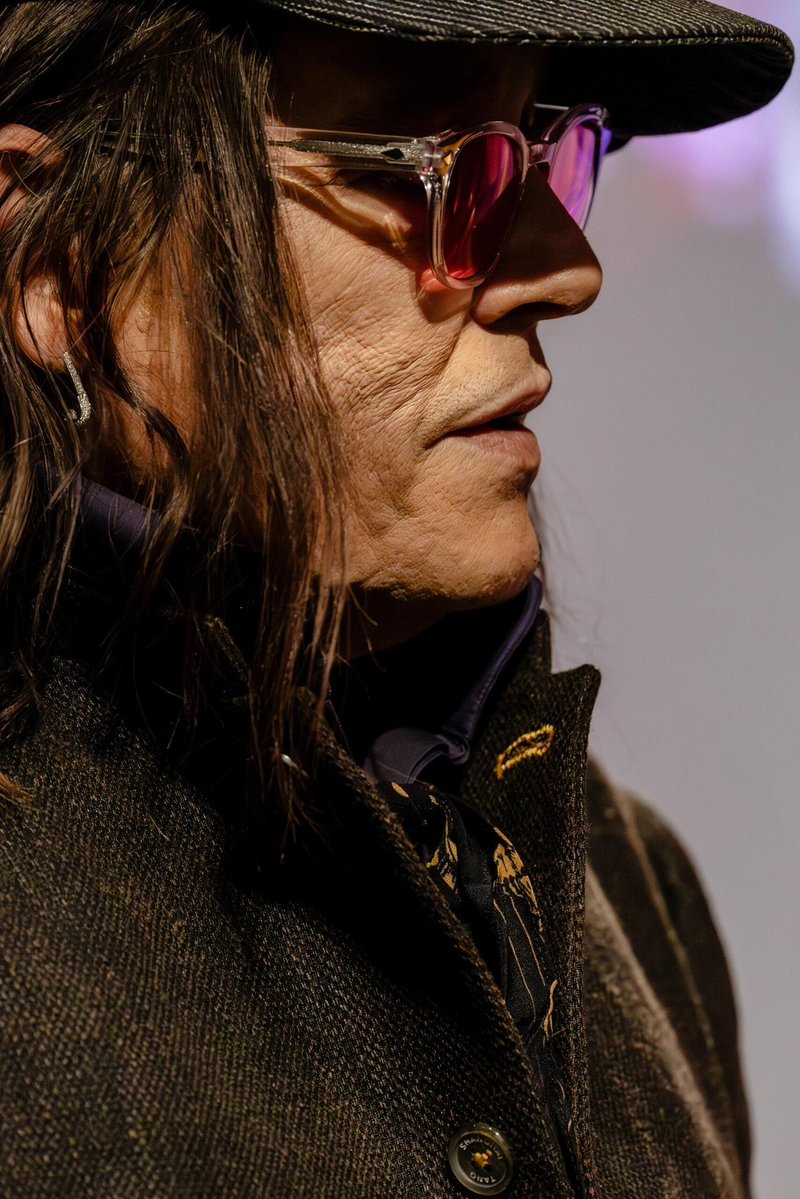 JerrieDepp's tweet photo. New photos of God Dad (#JohnnyDepp) with No Reasonn (RedNote) at the Shanghai Yicang Art Museum in Shang Hai, China 🇨🇳  (20th September 2026)

(Credits to 天生睡覺狂’s RedNote | 小红书) https://t.co/NzoooNU4Pv