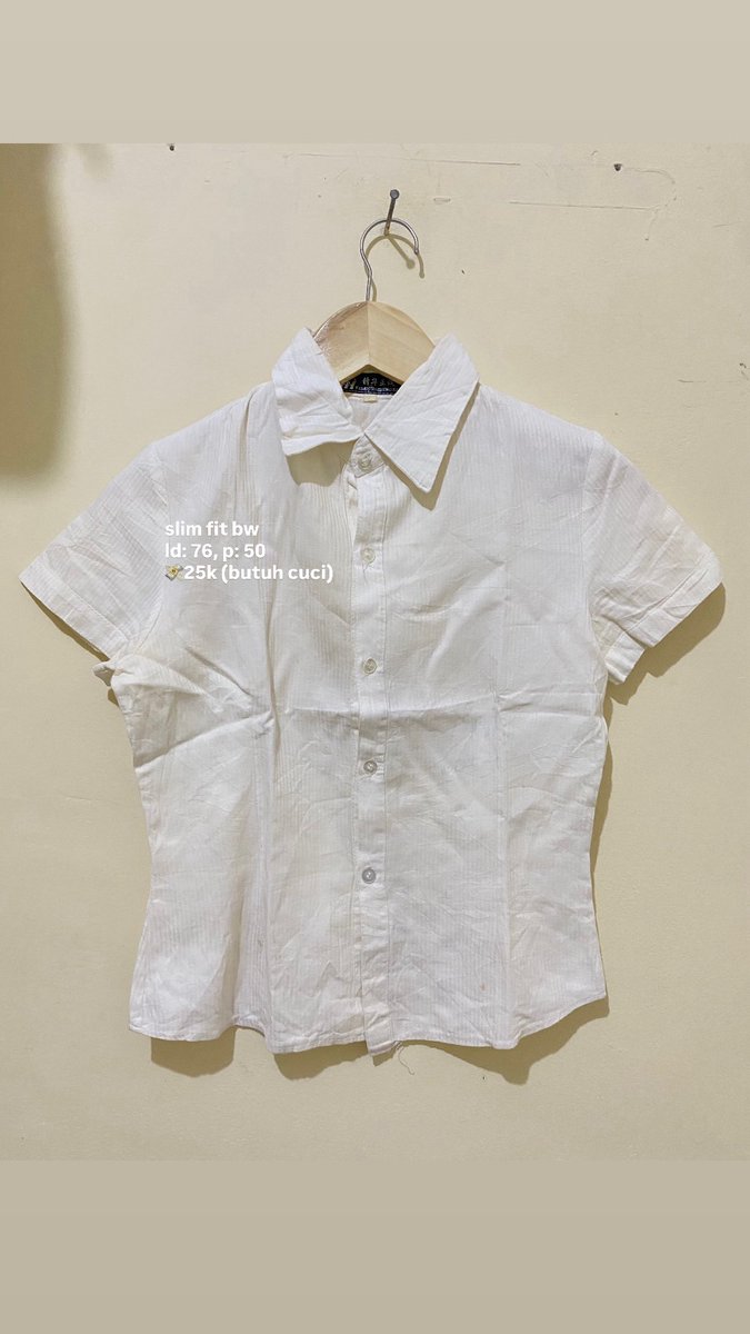 ymkdraft's tweet photo. wts blouse lucu (vintage, polka, semikutung n cheongsam) + kemeja slim fit. condi by dm, pengiriman dari 🍊 only ongkir ya
#sellbuy #preloved #wanttosale #wts #wtb #zonauang https://t.co/gWJ9CDiBUx