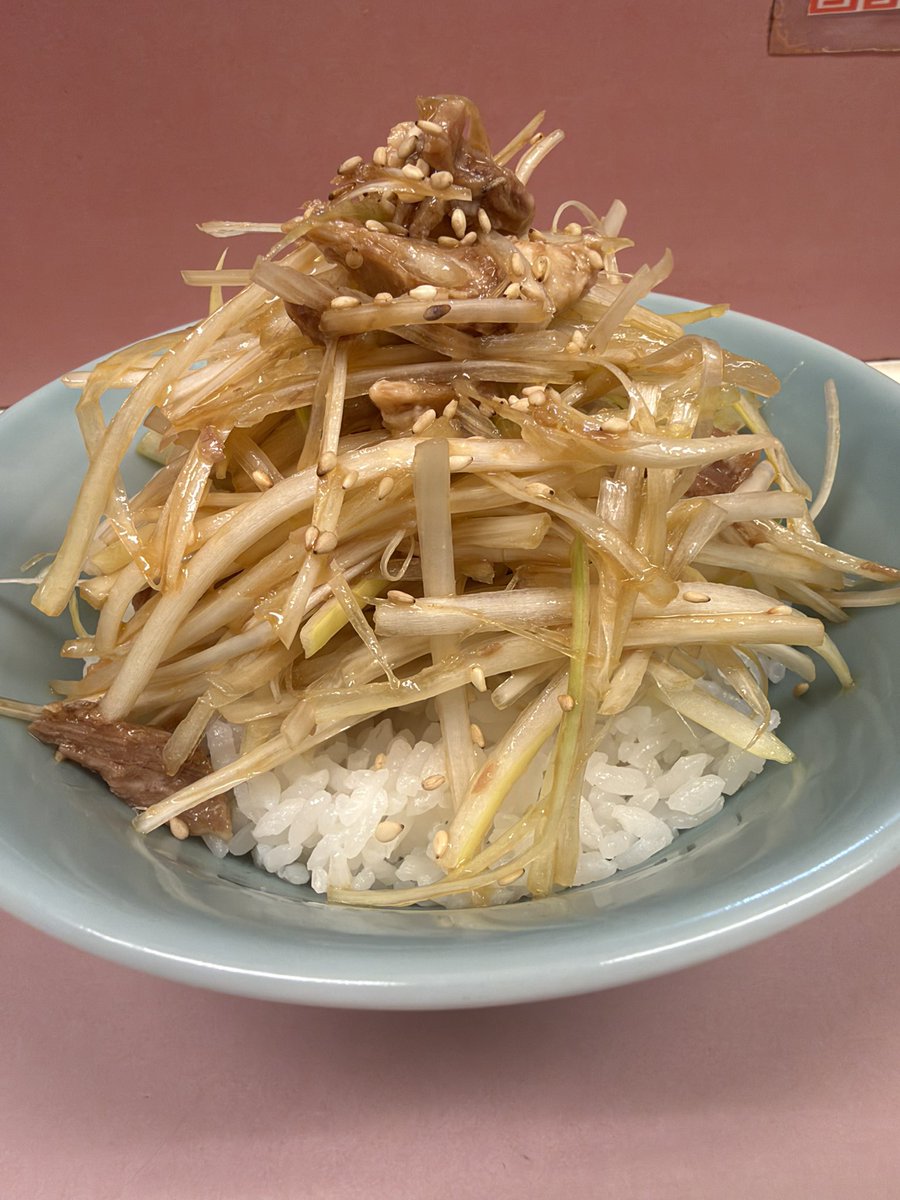 harada_tomohiro's tweet photo. 9/23 𝚆𝚎𝚍. 連休最終 早朝ﾗｰﾒﾝ
ﾗｰﾒﾝｼｮｯﾌﾟ椿 新奥多摩街道店
理恵ﾁｬﾝはやっと休日！
本日もPPで
ﾆｰｲﾁ+両方ﾅﾏﾀﾏ

#羽村 #小作台 #飯能 #ﾗｰﾒﾝｼｮｯﾌﾟ #新奥多摩街道店 #ﾗｰﾒﾝｼｮｯﾌﾟ愛好会 #ﾗｰﾒﾝｼｮｯﾌﾟ同好会 #多摩組 #ｲﾁｲﾁ #ﾗｰﾒﾝ #ﾈｷﾞﾗｲｽ https://t.co/CV50uvy6zB