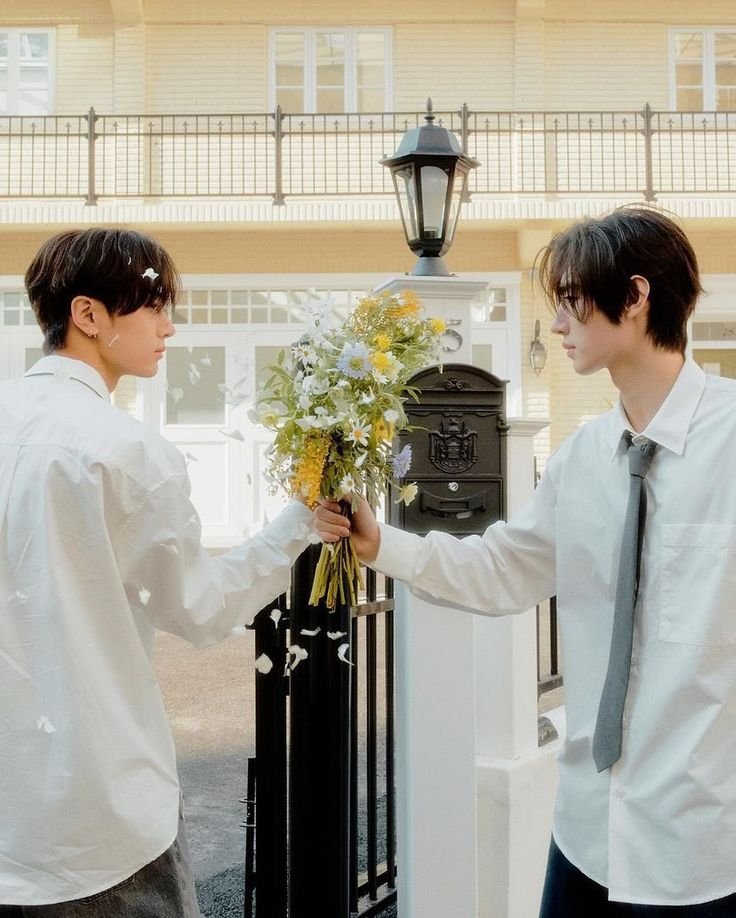 swnjngsz's tweet photo. this being the yaoi bible https://t.co/nI7lnTKAp4