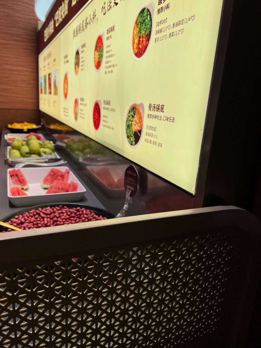 jtw2111's tweet photo. Tried the new smart café with contactless everything u0026 10sec order pickup—game-changer for busy mornings ， https://t.co/uIluzqi1XF