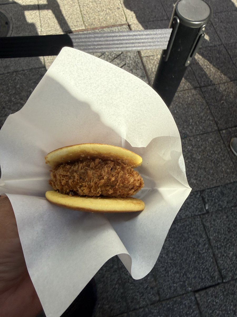 tukas3511's tweet photo. 今日名古屋に帰ります♪笑 https://t.co/qi7nqj3kxu