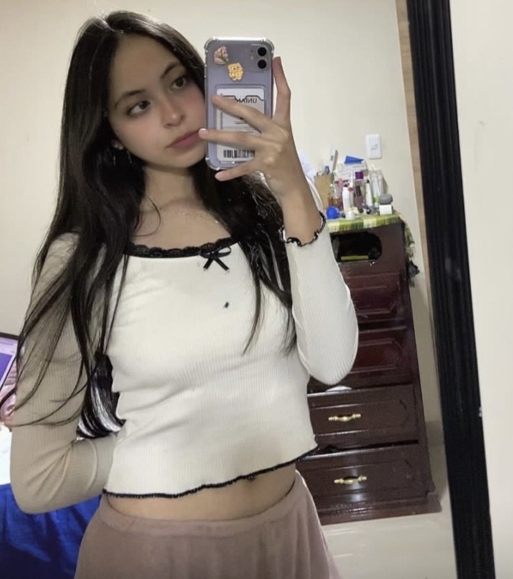 Feirlizzmari's tweet photo. Holii, soy nuevaa^^
venderé conte💕 https://t.co/bDOS2uDkV5