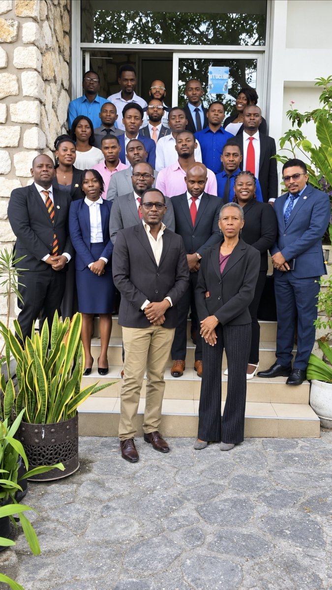 csccahaiti's tweet photo. Recrutement d'agents publics : la CSCCA accueille les 41 lauréats du concours

Plus de détails : https://t.co/btSFiZKwmR https://t.co/t6GnJcIET3