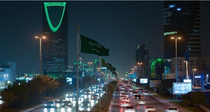 SaudiNews50's tweet photo. 23 سبتمبر..

يومٌ يتباهى فيه السعوديون بوطنهم 🇸🇦

- https://t.co/NtGDwzGmGS