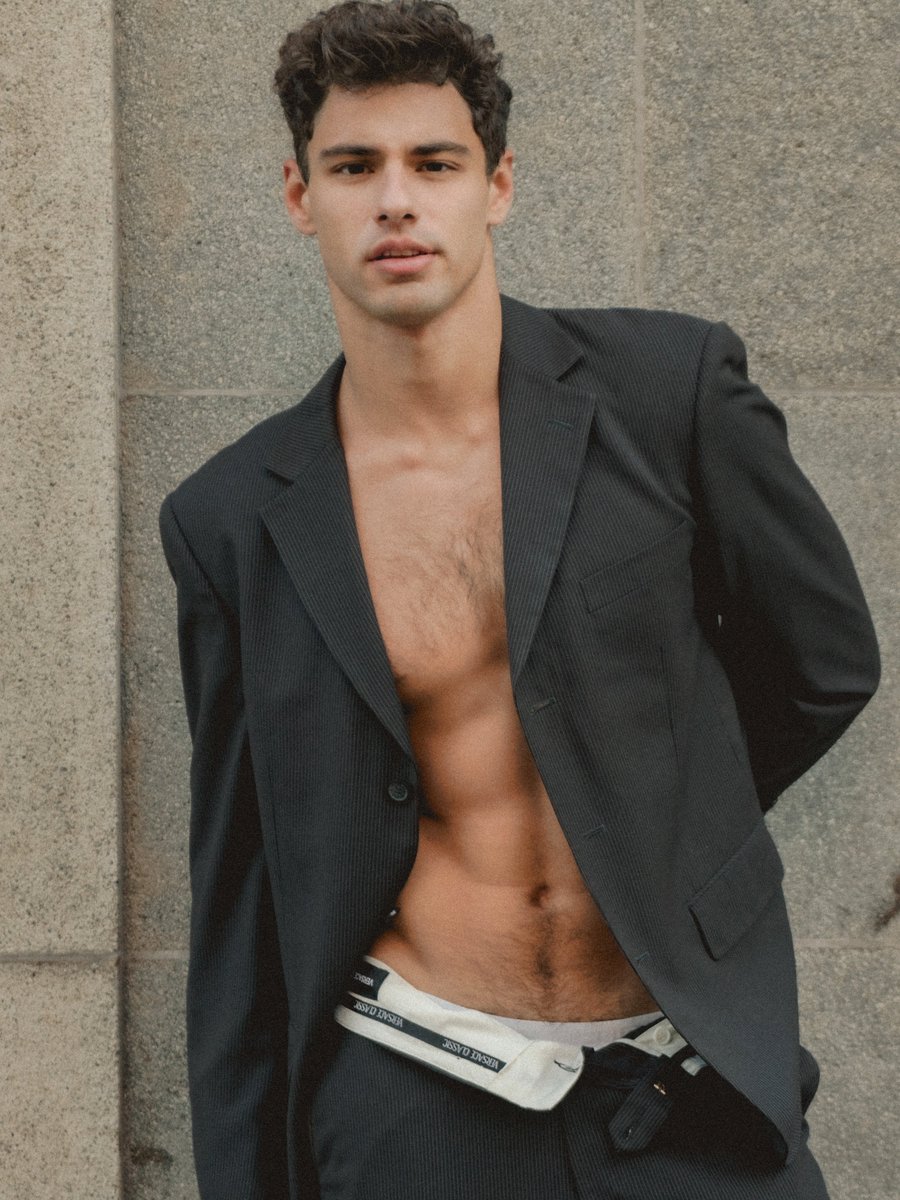 ScouseAdam28's tweet photo. Gabriel Riccieri 🥰 🥰 🥰 found the future husband just need to save for a one way ticket to Brazil 🇧🇷 🤣🤣🤣 https://t.co/GGHyJ0qb2H