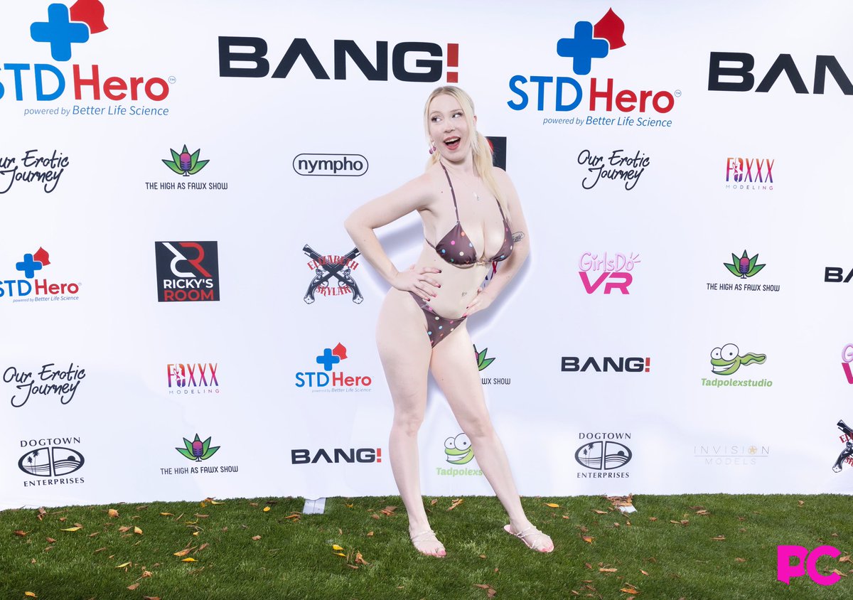 TheGigiSweets's tweet photo. I had such a blast at @AustinKingPC Pool Party this weekend!! 💦🍭💕🍬✨ @industrybyrick 

ft. @BabcockAubry, @NalaBrooksxxx, @patootiepeaches, &amp; @joshriversvip https://t.co/hodfE7ynK8