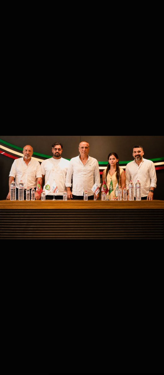 insanoglu_me's tweet photo. Amedsporumuzun resmi sponsoru olan Binpınar su içelim. https://t.co/j9k5BDsmC2